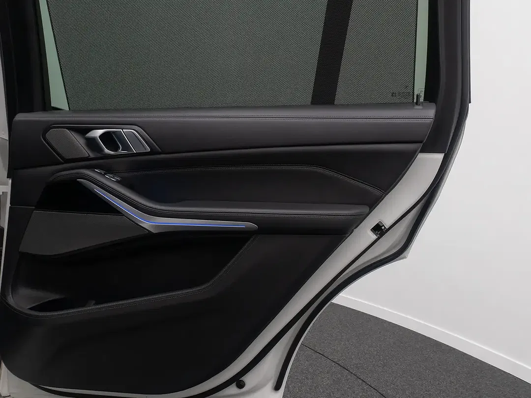 BMW X7 M - Thumbnail 17