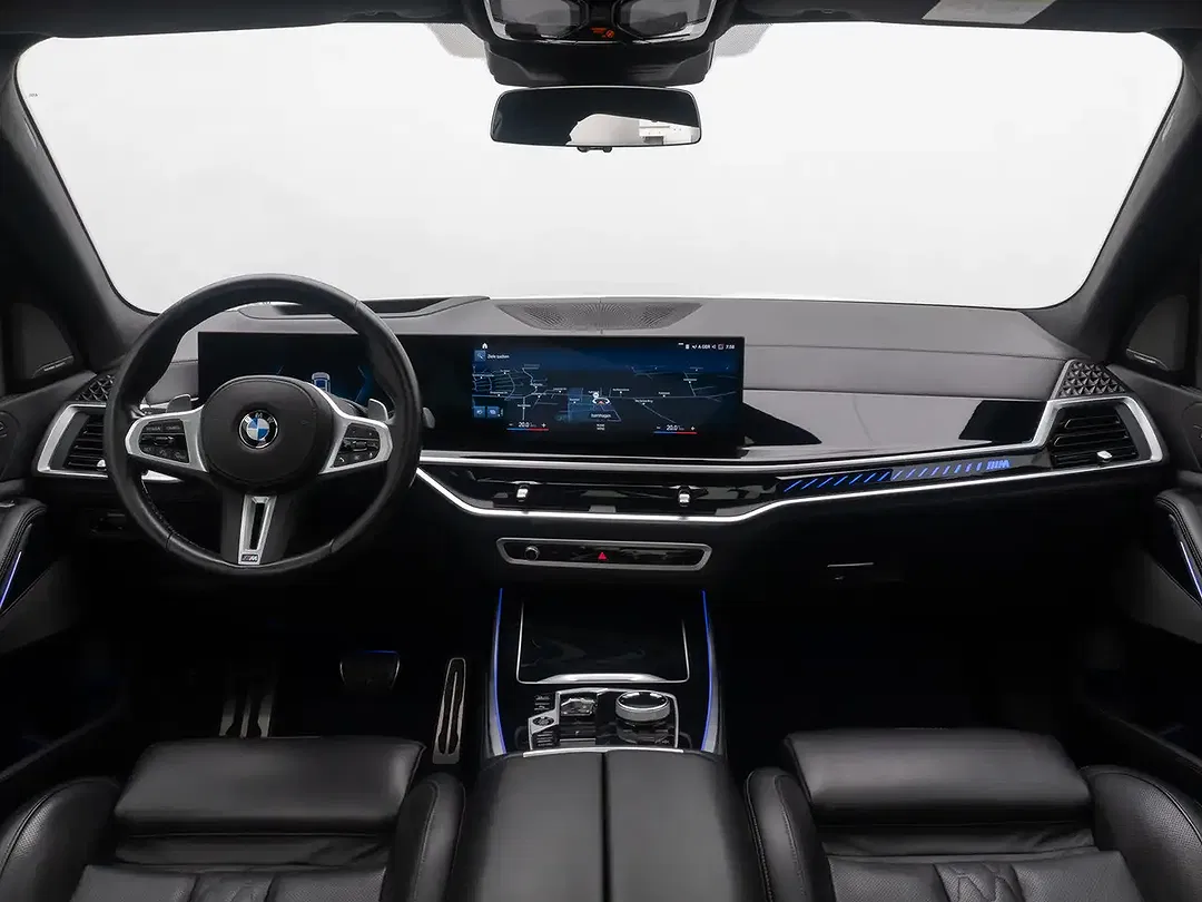 BMW X7 M - Thumbnail 21