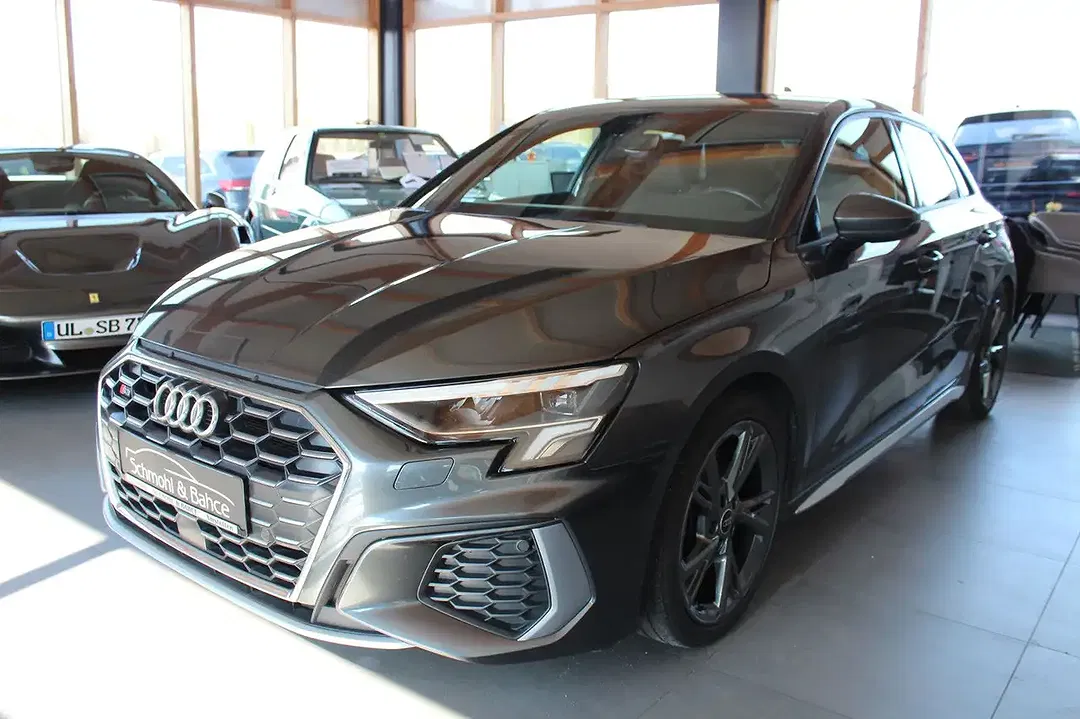 Audi S3 2.0 TFSI S tronic quattro Sportback - foto 1