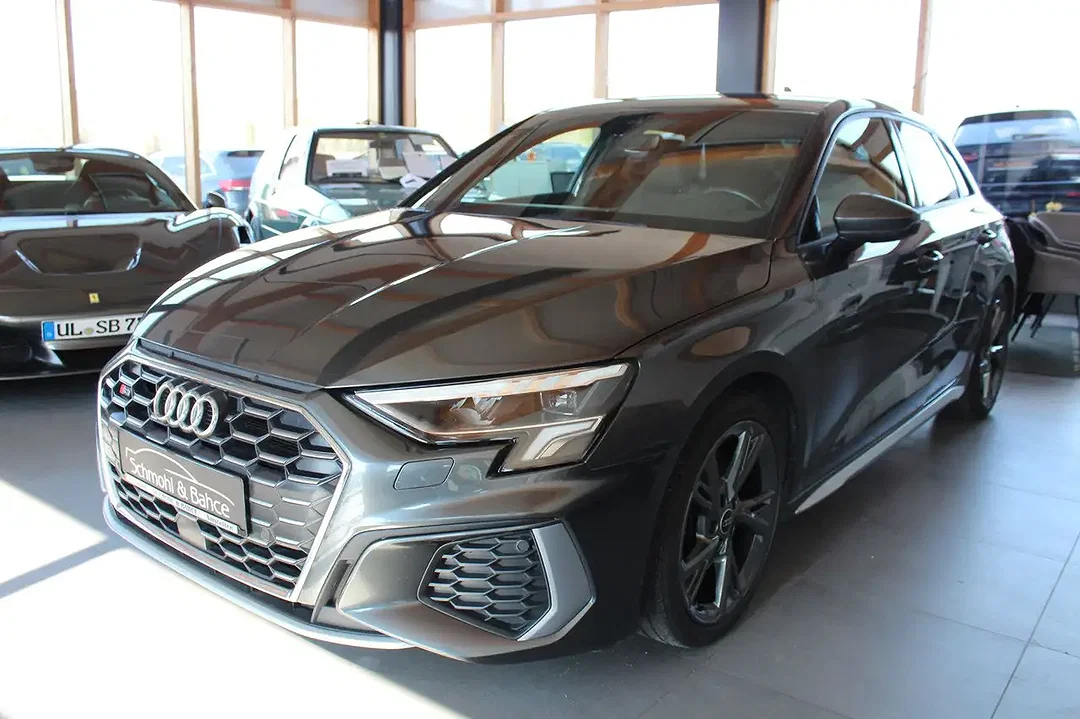 Audi S3 2.0 TFSI S tronic quattro Sportback - Afbeelding 1
