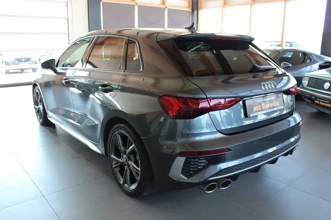 Audi S3 2.0 TFSI S tronic quattro Sportback - Thumbnail 6
