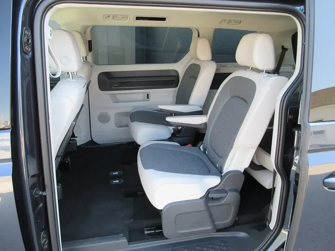 Volkswagen ID. Buzz Pro - Thumbnail 9