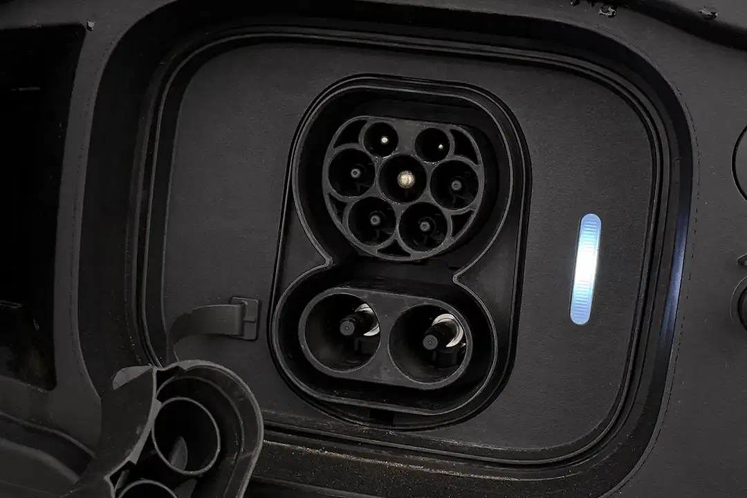 Volvo EX90 eAWD Ultra - Thumbnail 31