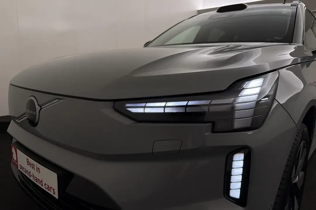 Volvo EX90 eAWD Ultra - Thumbnail 32