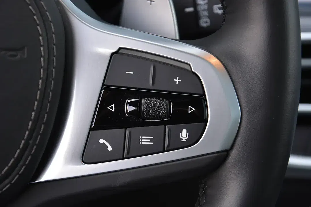 BMW X5 xDrive M Sport - Thumbnail 13