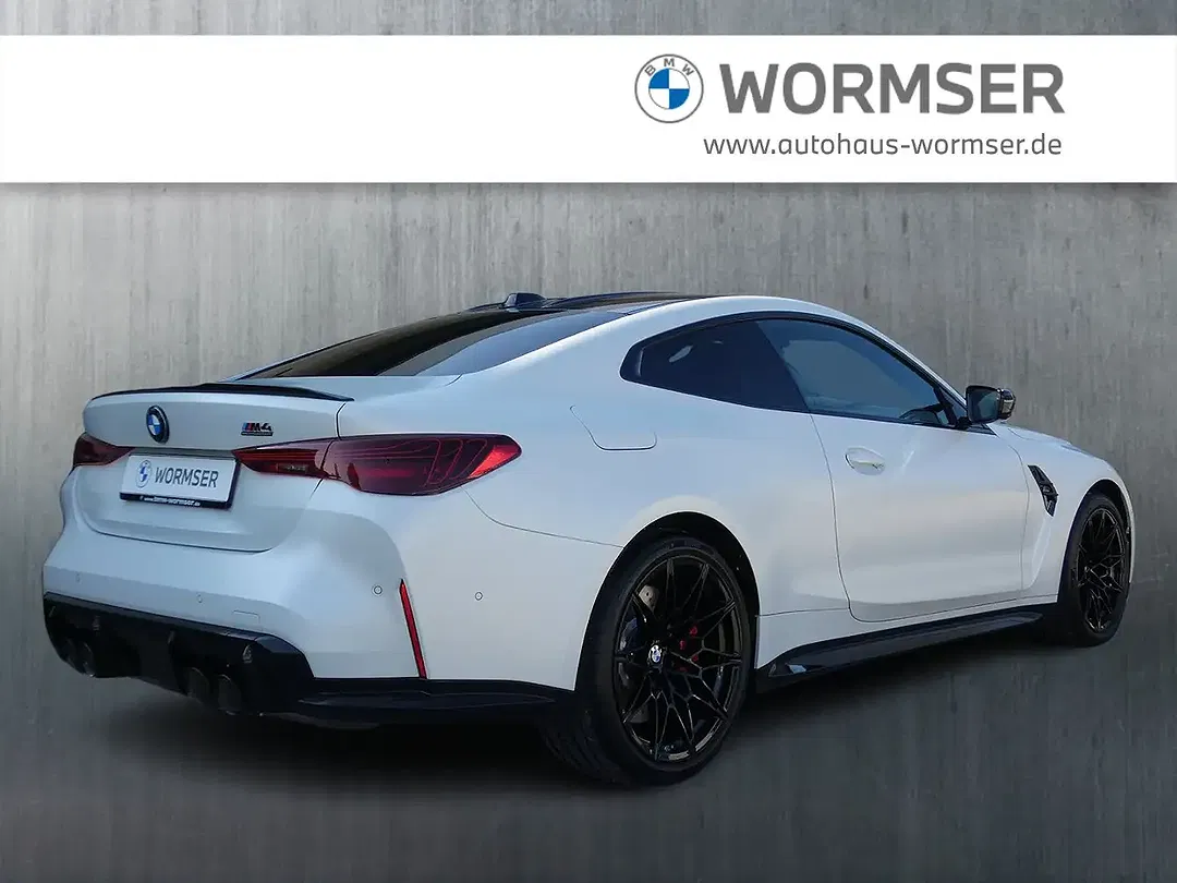 BMW M4 Competition Coupe - Thumbnail 4