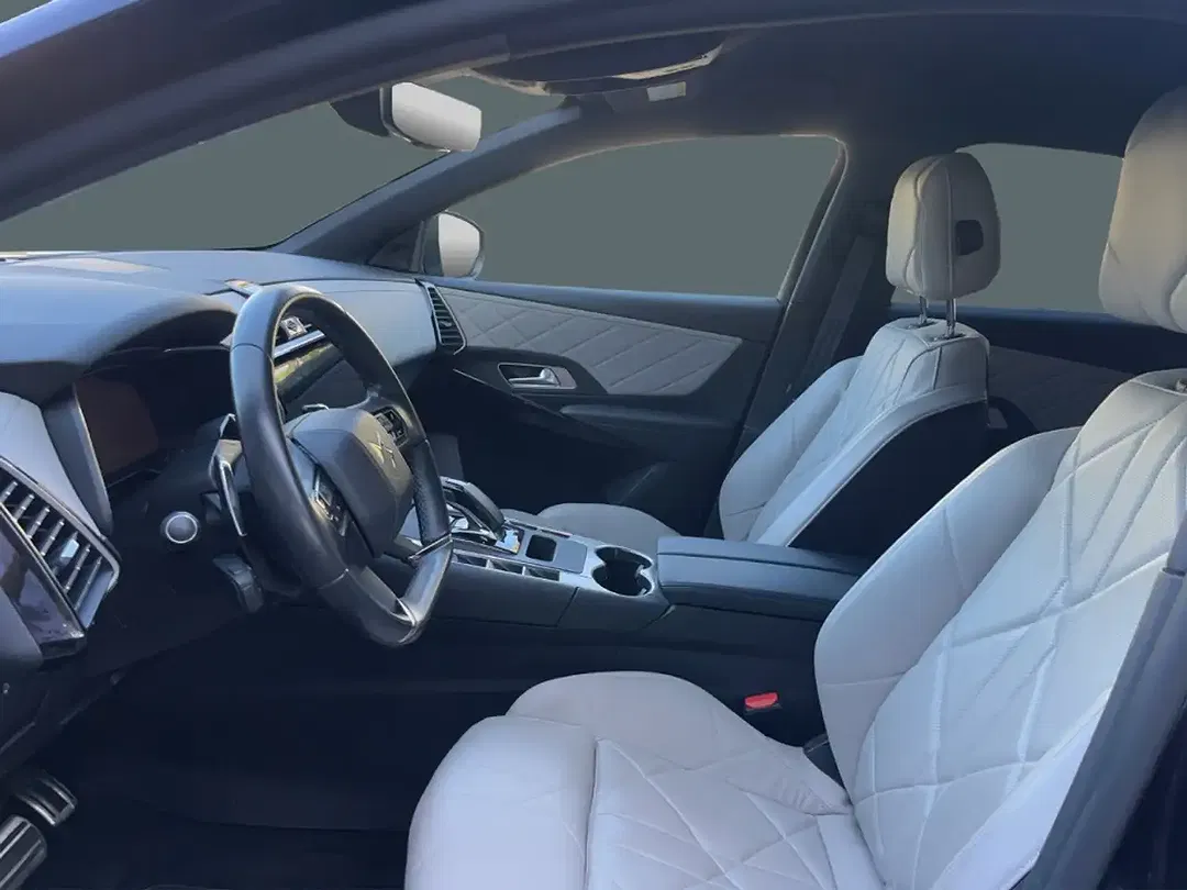 DS Automobiles DS 7 Crossback - Thumbnail 9