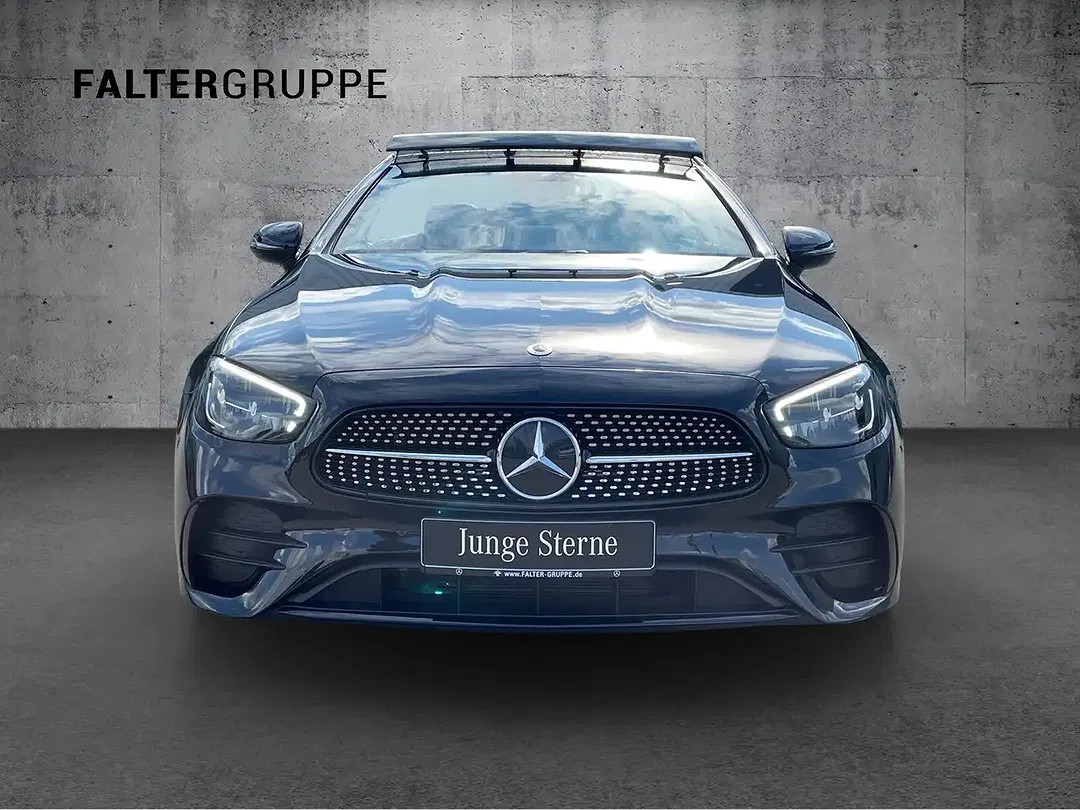 Mercedes-Benz E 200 AMG Night - Thumbnail 2