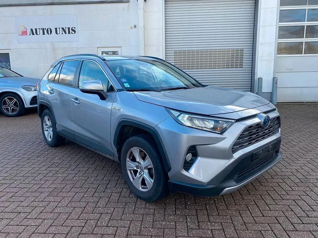 Toyota RAV 4 Hybrid - Thumbnail 3