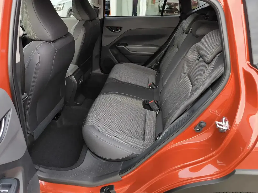 Subaru Crosstrek 2.0 e-Boxer Lineartronic AWD Platinum - Thumbnail 9