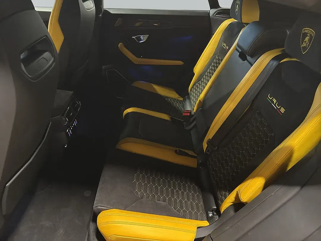 Lamborghini Urus - foto 11