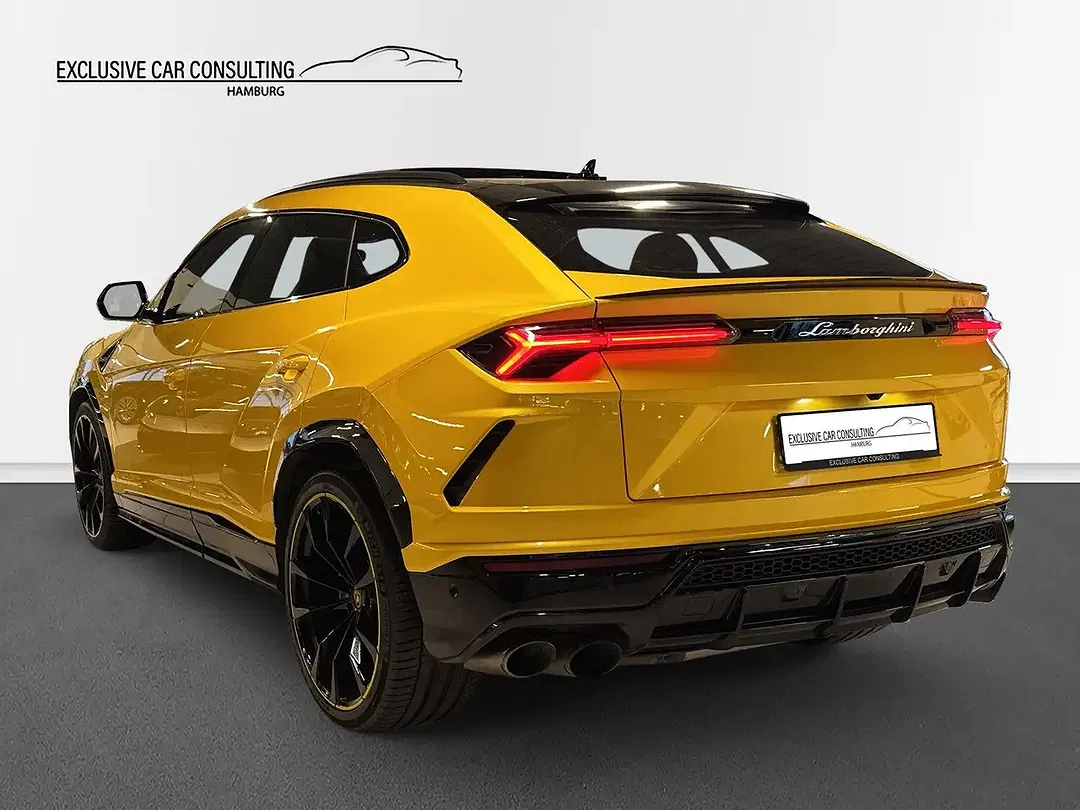 Lamborghini Urus - Thumbnail 4