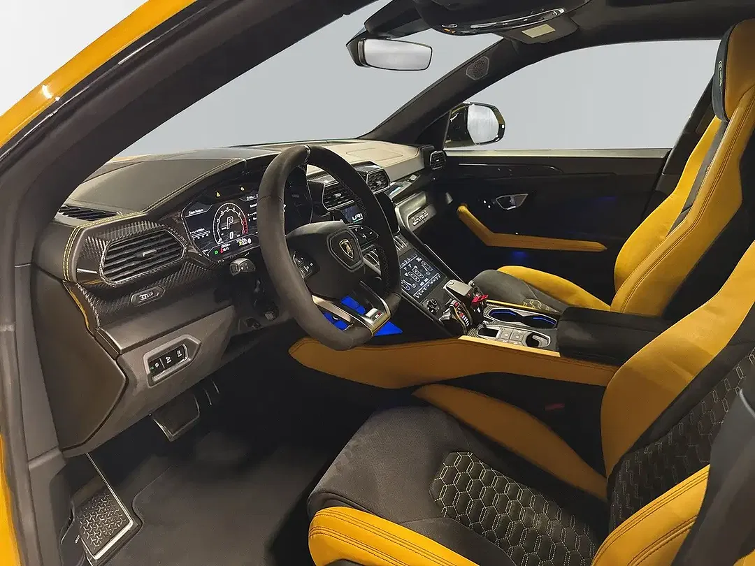 Lamborghini Urus - Thumbnail 7