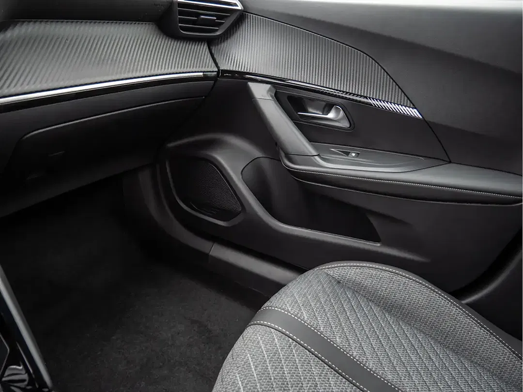 Peugeot 2008 145 Hybrid Allure - foto 15