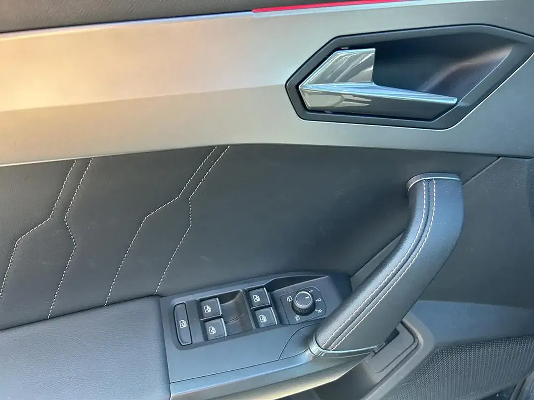 SEAT Leon 1.5 TSI - Thumbnail 10