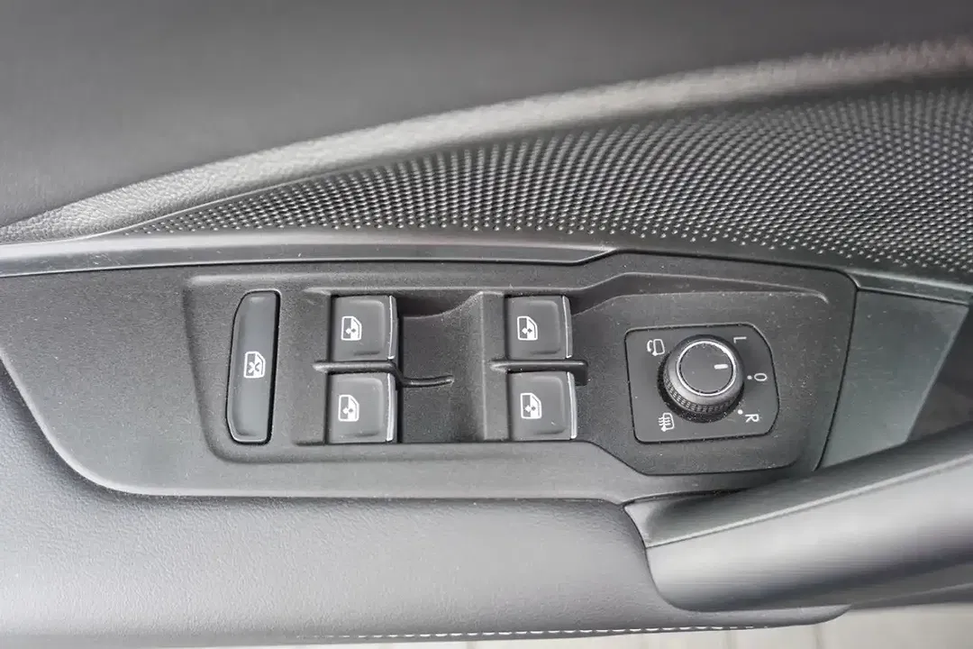 Volkswagen Tiguan 1.5 eTSI Elegance - Thumbnail 8