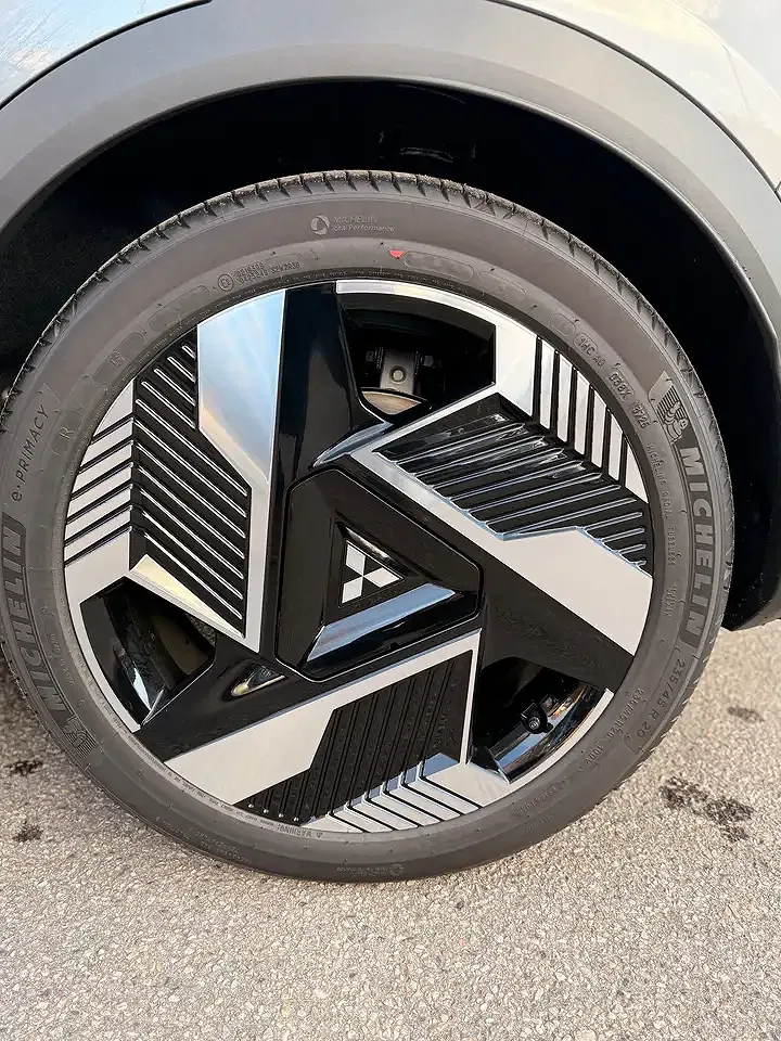 Mitsubishi Eclipse Cross Diamant Top - Thumbnail 10