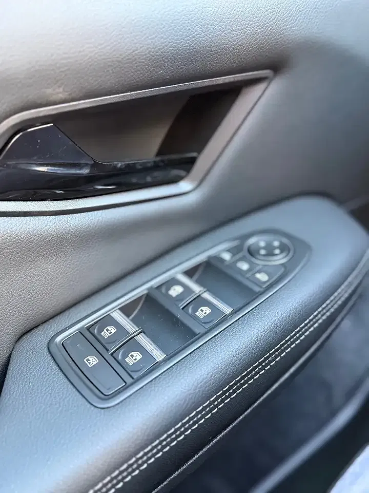 Mitsubishi Eclipse Cross Diamant Top - Thumbnail 18