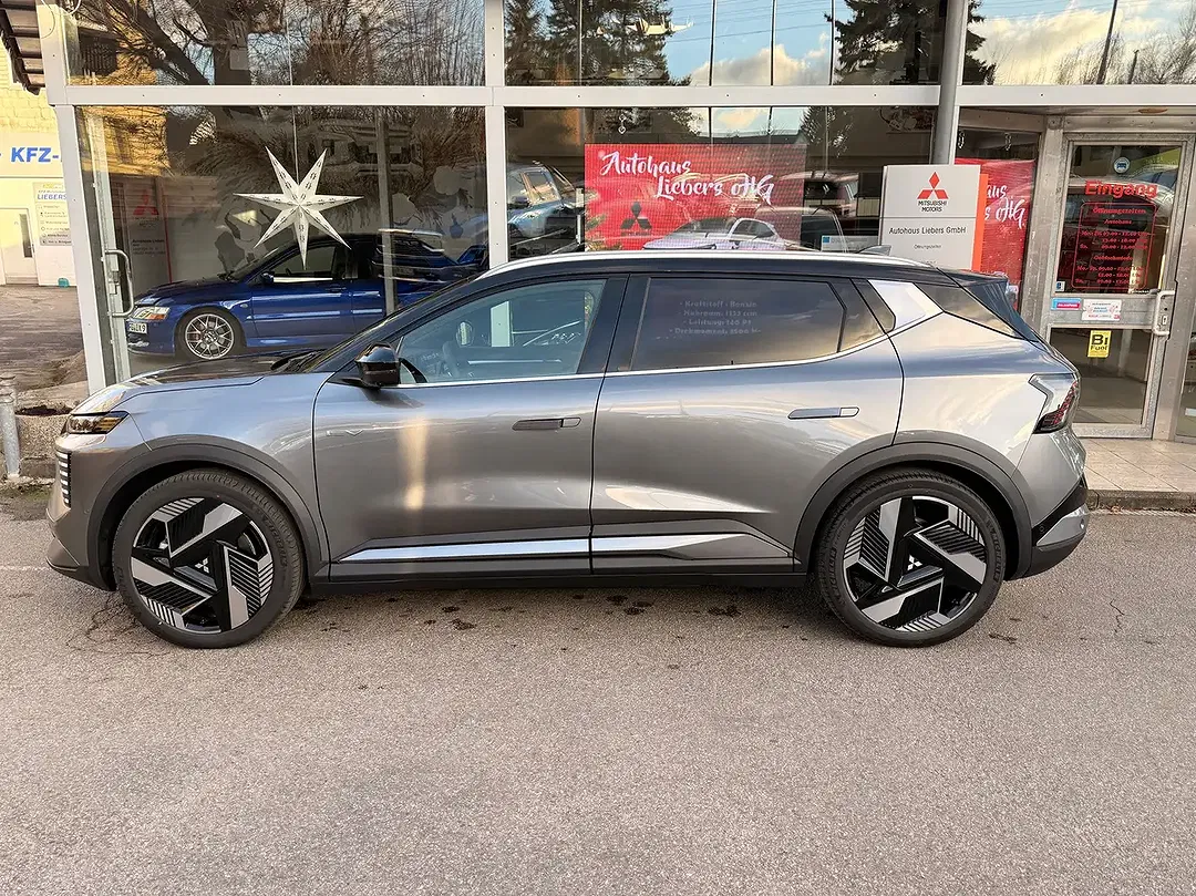 Mitsubishi Eclipse Cross Diamant Top - Thumbnail 3