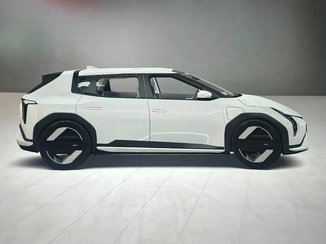 Kia EV4 Air - Thumbnail 5
