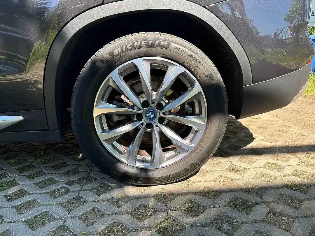 BMW X3 - Thumbnail 10