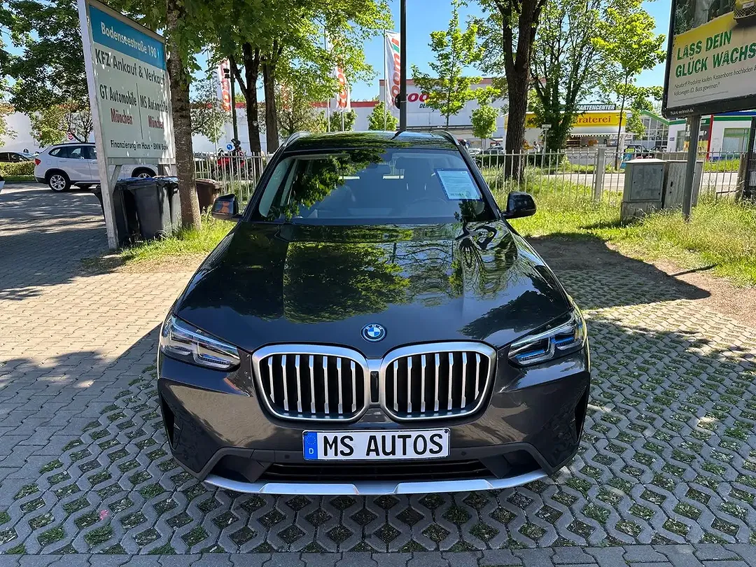 BMW X3 - Thumbnail 11