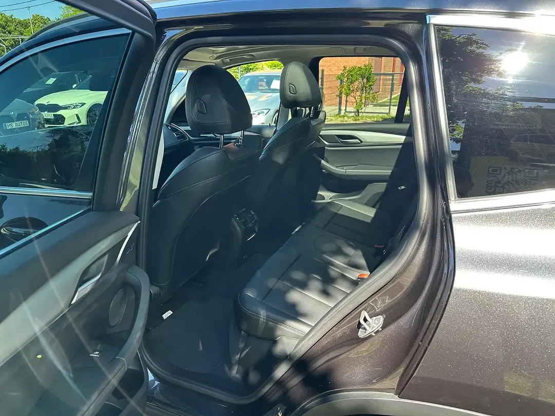 BMW X3 - Thumbnail 13