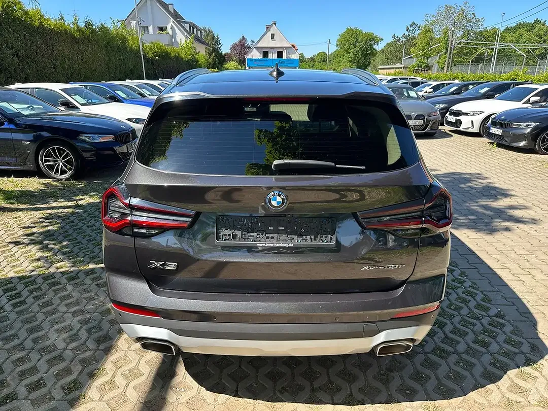 BMW X3 - Thumbnail 6