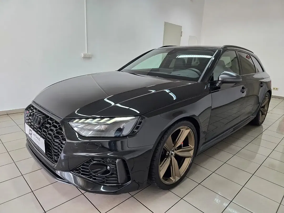 Audi RS4 2.9 TFSI quattro RS Avant exclusive - foto 1