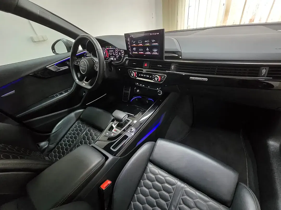 Audi RS4 2.9 TFSI quattro RS Avant exclusive - Thumbnail 11