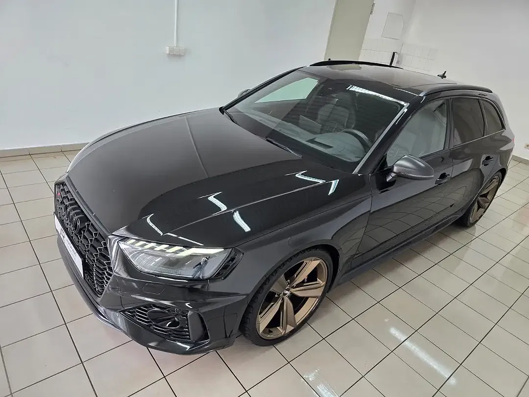 Audi RS4 2.9 TFSI quattro RS Avant exclusive - Thumbnail 6