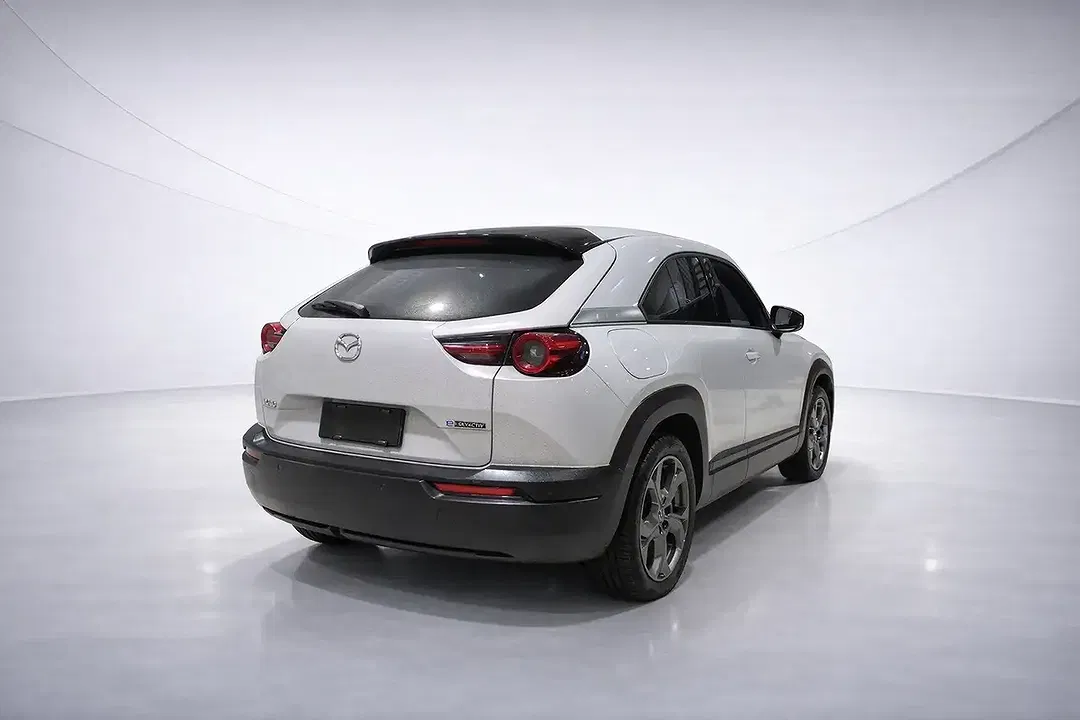Mazda MX-30 e-SKYACTIV First Edition - Thumbnail 4