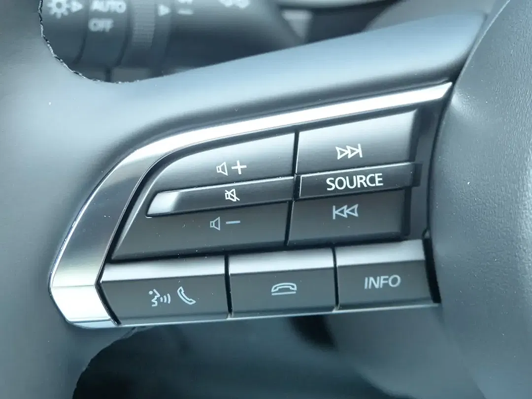 Mazda CX-30 2.0 e-SKYACTIV 6MT Exclusive-Line - Thumbnail 11