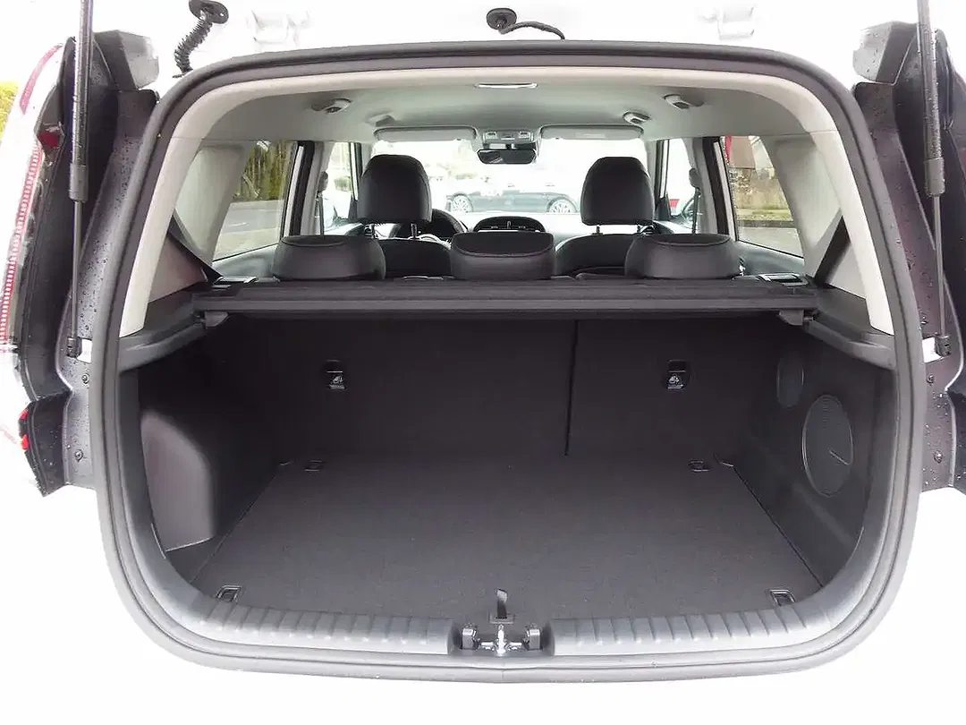 Kia Soul 64 kWh Design - Thumbnail 11