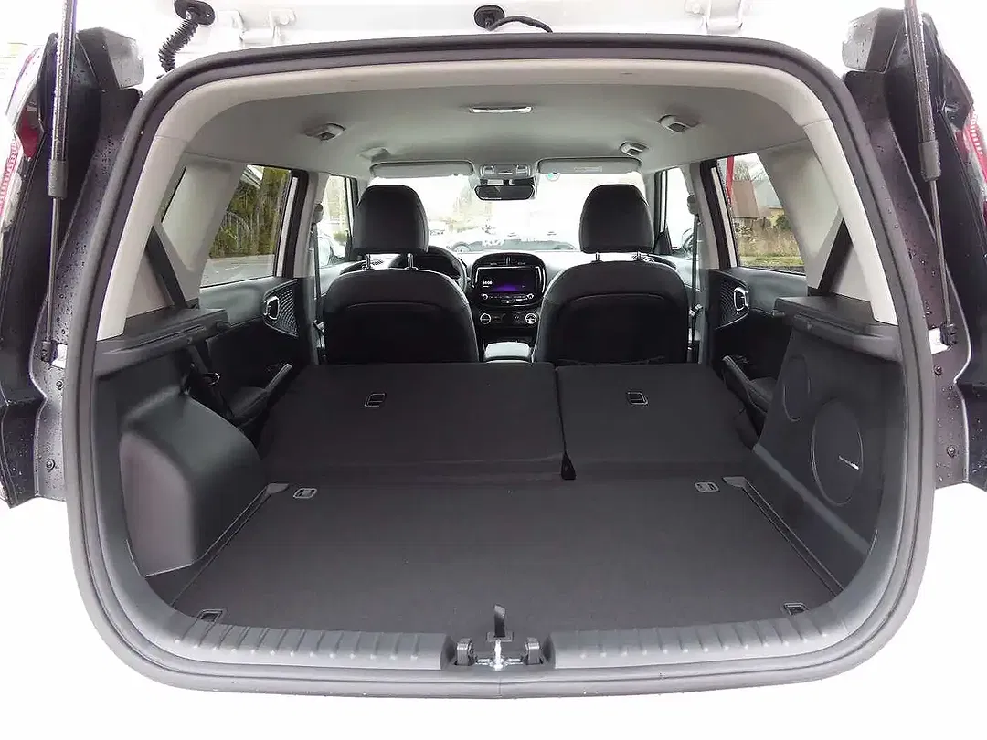 Kia Soul 64 kWh Design - Thumbnail 12