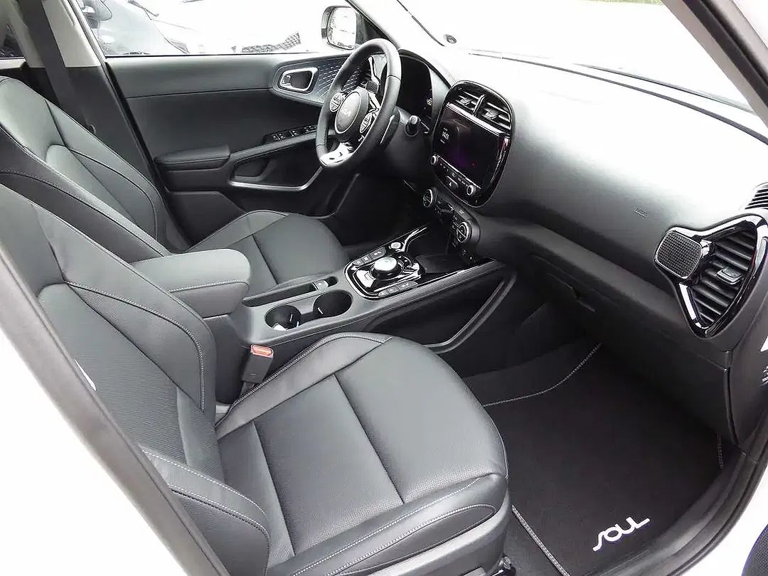 Kia Soul 64 kWh Design - Thumbnail 13