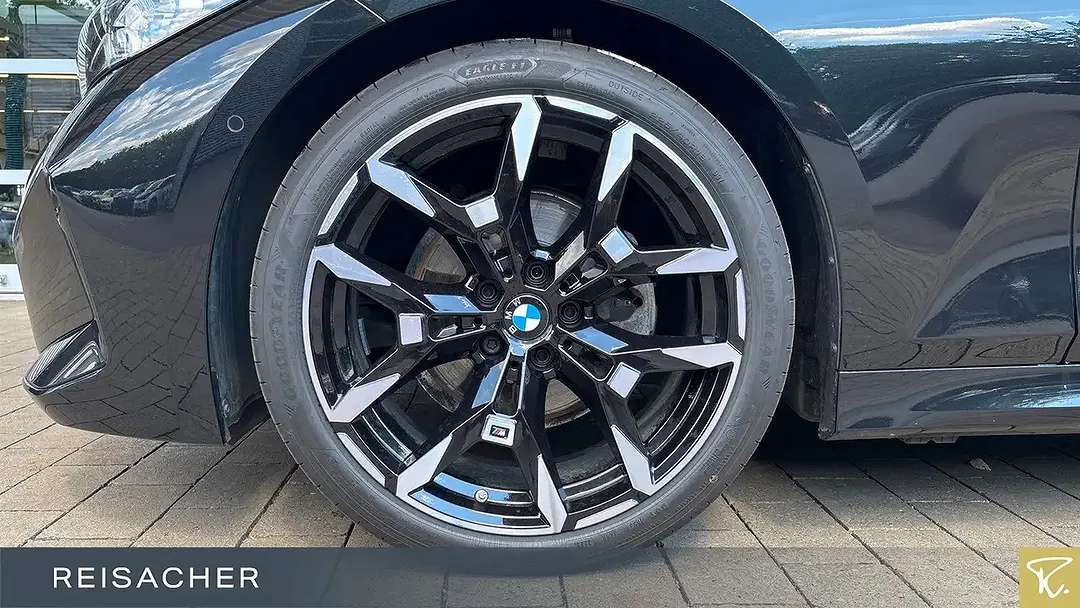 BMW 320 M Sport - Thumbnail 3
