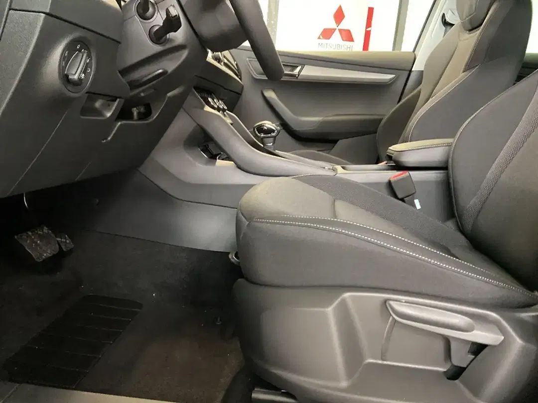 Skoda Karoq 2.0 TDI DSG Selection - Thumbnail 9