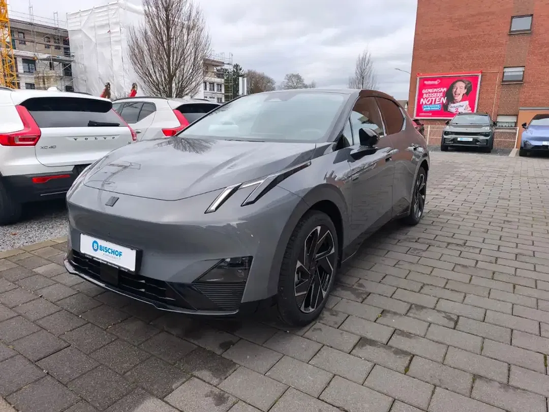 Lynk & Co 02 - foto 2