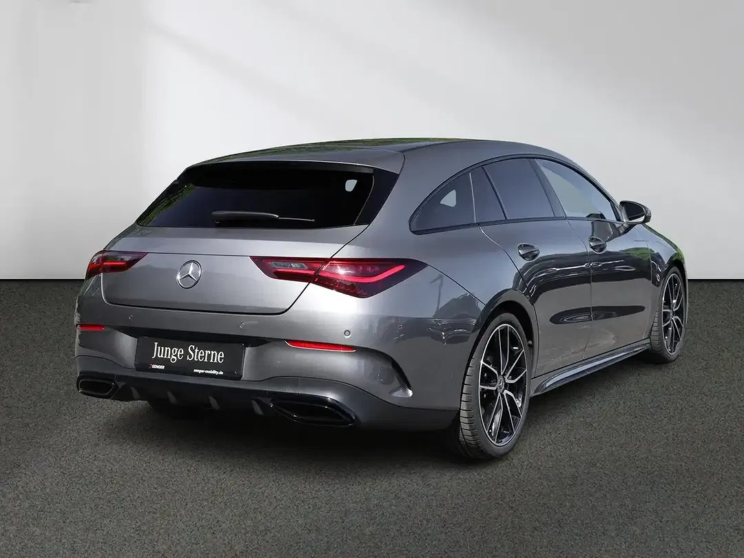 Mercedes-Benz CLA 200 AMG Night - Thumbnail 2