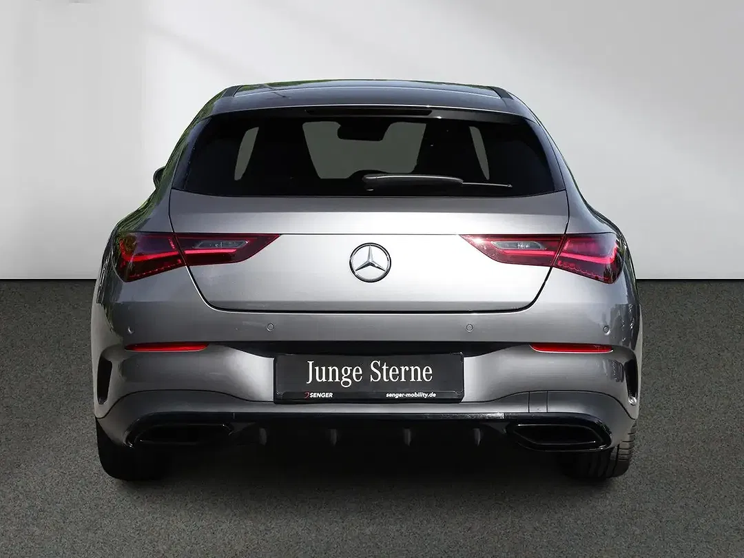 Mercedes-Benz CLA 200 AMG Night - Thumbnail 4