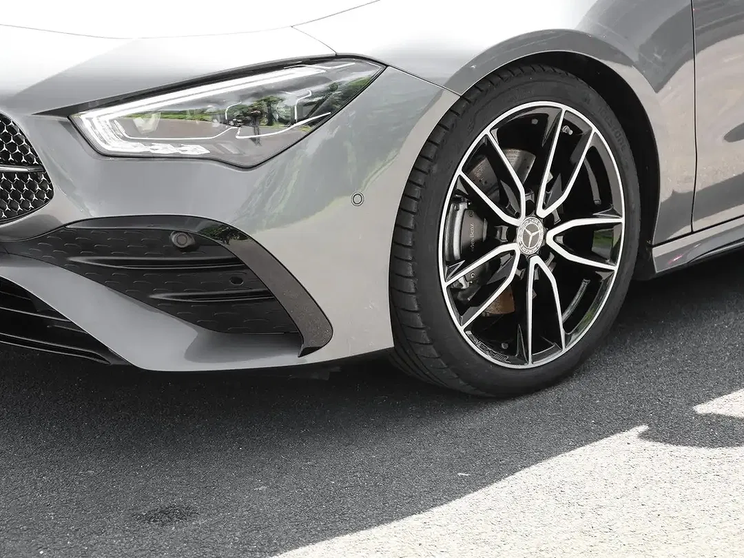 Mercedes-Benz CLA 200 AMG Night - Thumbnail 8