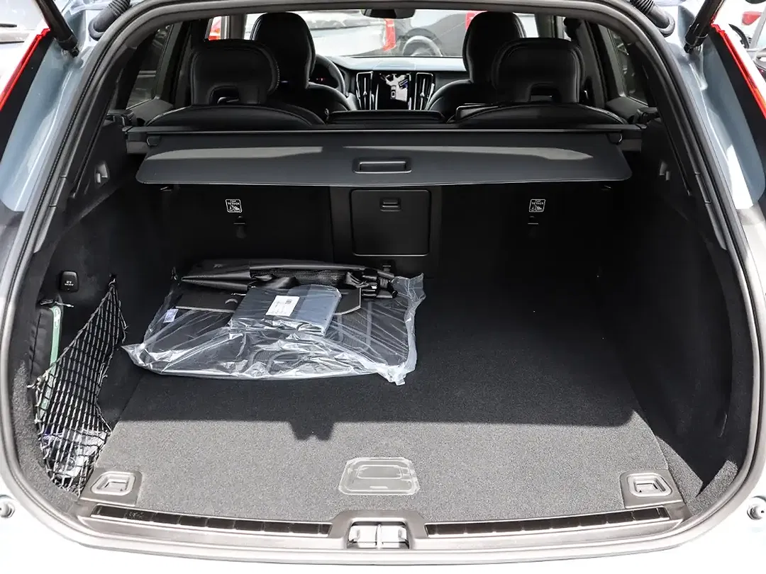 Volvo XC60 B4 Plus Dark - foto 15