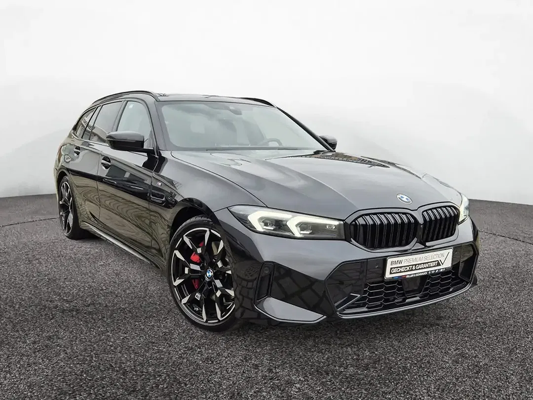 BMW 330 xDrive Touring M Sport Pro - Thumbnail 3