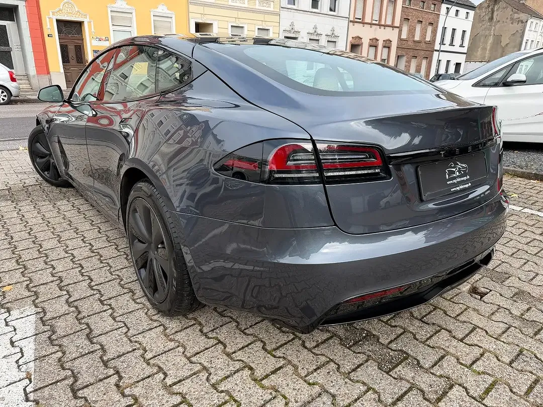 Tesla Model S AWD Dual Motor - Thumbnail 5