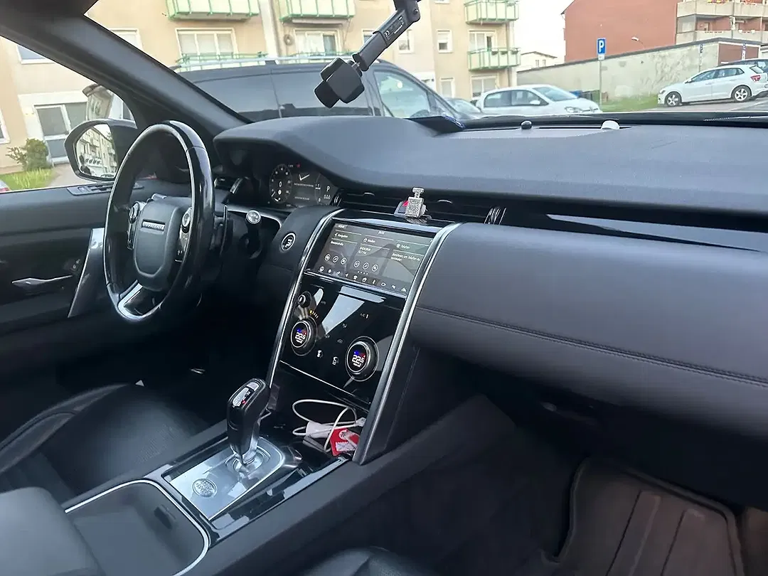 Land Rover Discovery 4x4 Sport S - Thumbnail 8