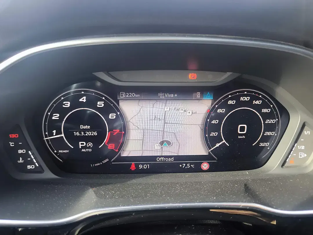 Audi RS Q3 2.5 TFSI S tronic quattro Sportback - Thumbnail 16