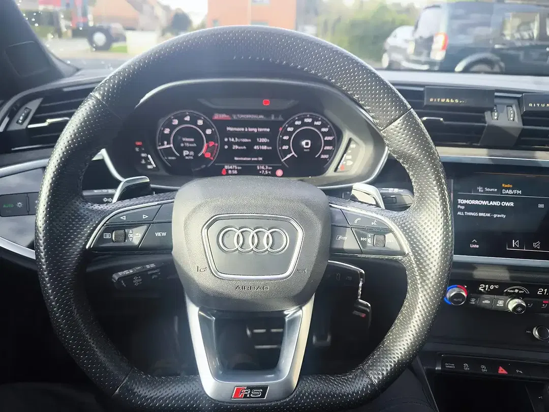 Audi RS Q3 2.5 TFSI S tronic quattro Sportback - Thumbnail 9