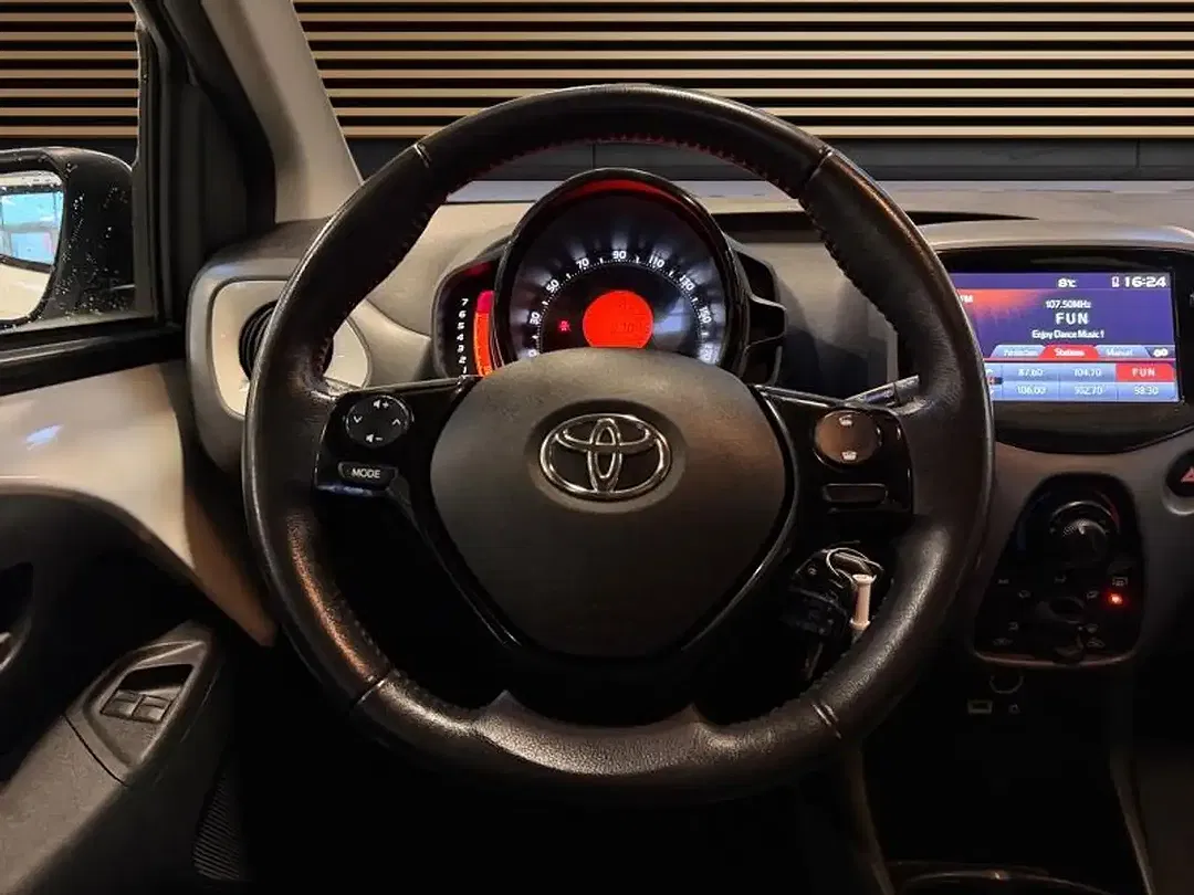 Toyota Aygo - foto 15