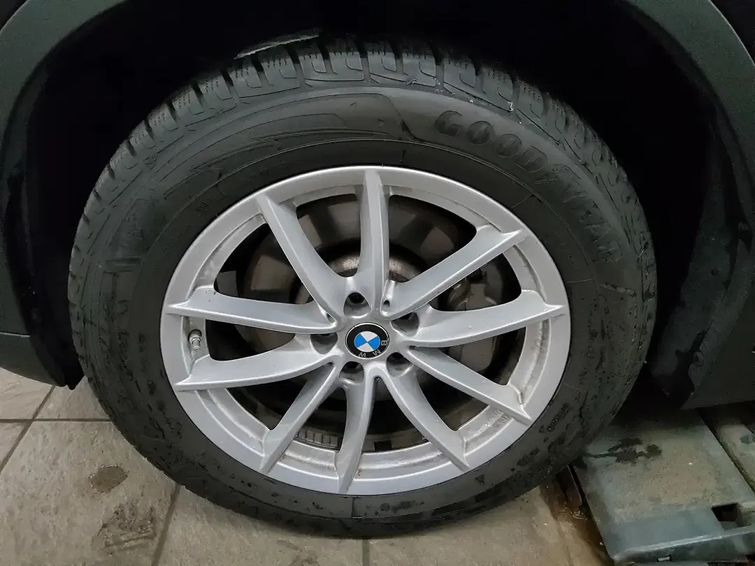 BMW X3 xDrive Advantage - Thumbnail 6